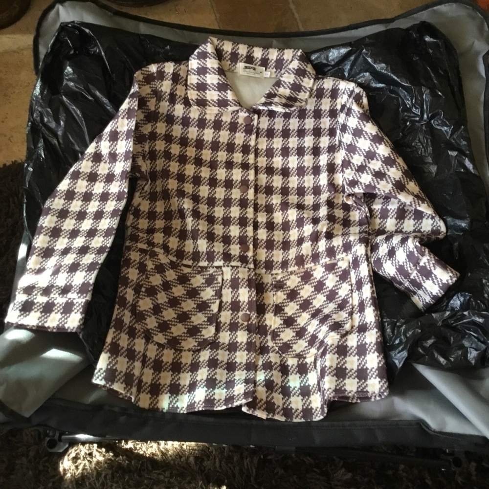 Stylish Houndstooth Women's Jacket ~ size 2 by ~ new